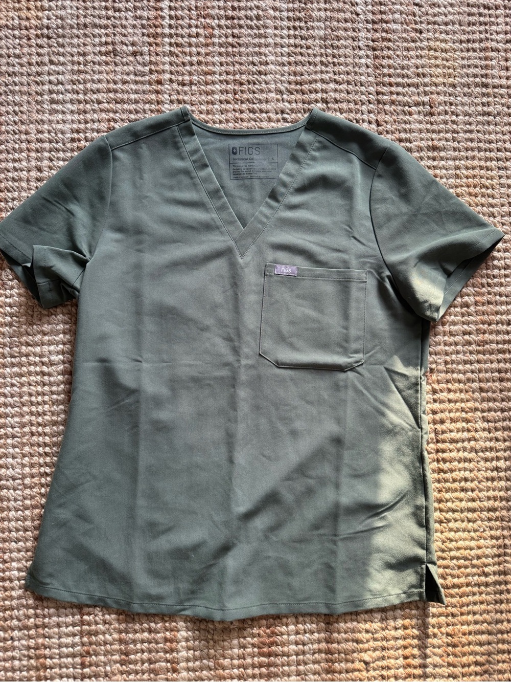 FIGS Technical Collection V-Neck Scrub Top | Dark Olive Green | Women’s Small